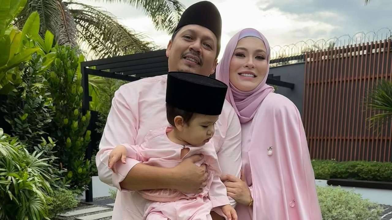 anak kedua pekin ibrahim mona allen