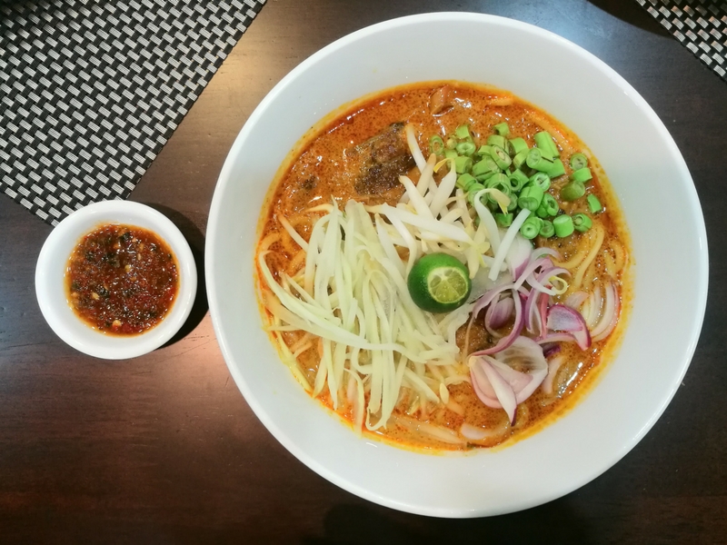 Aina Medina Bangsa Johor pastinya menggemari laksa Johor yang menjadi identiti menu wajib negeri mereka.
