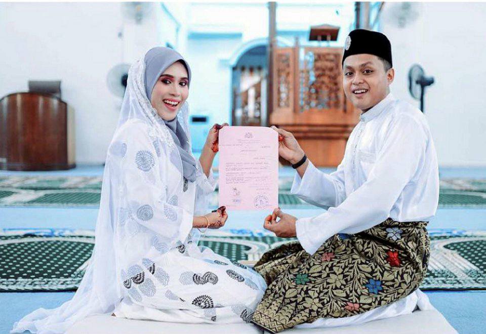 Badriyah Pasangan ini telah dinikahkan pada November lalu.