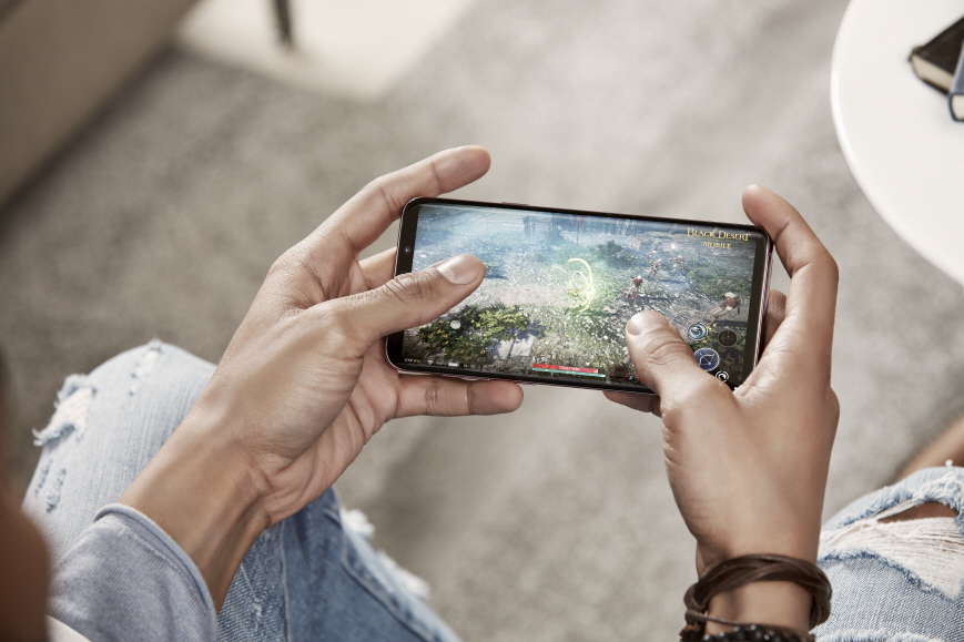 Samsung Kualiti bunyi dipertingkatkan menerusi Dolby Atmos