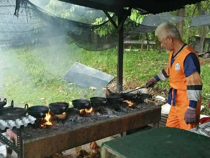 Roslan Jangan terkejut kalau terserempak dengan Son Goku ini.