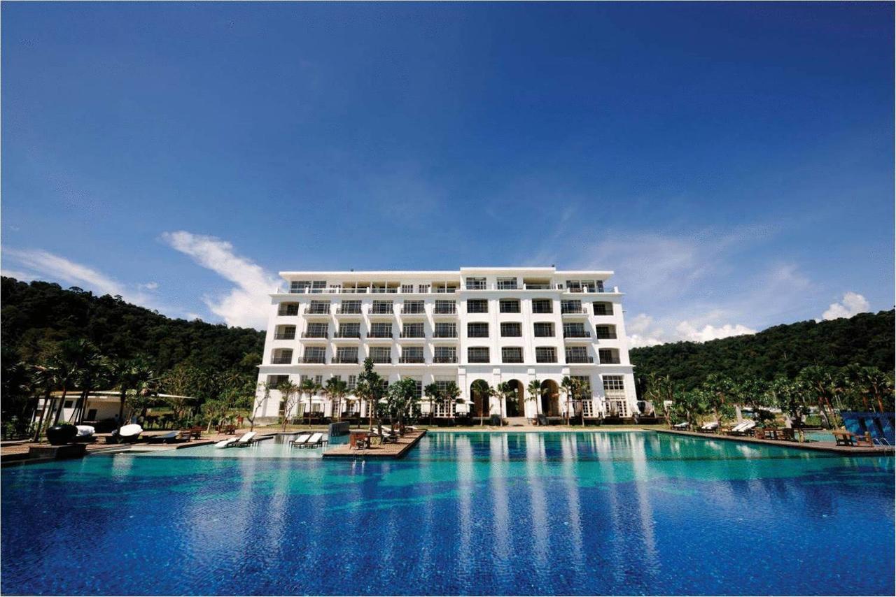 Booking.com A luxurious retreat.