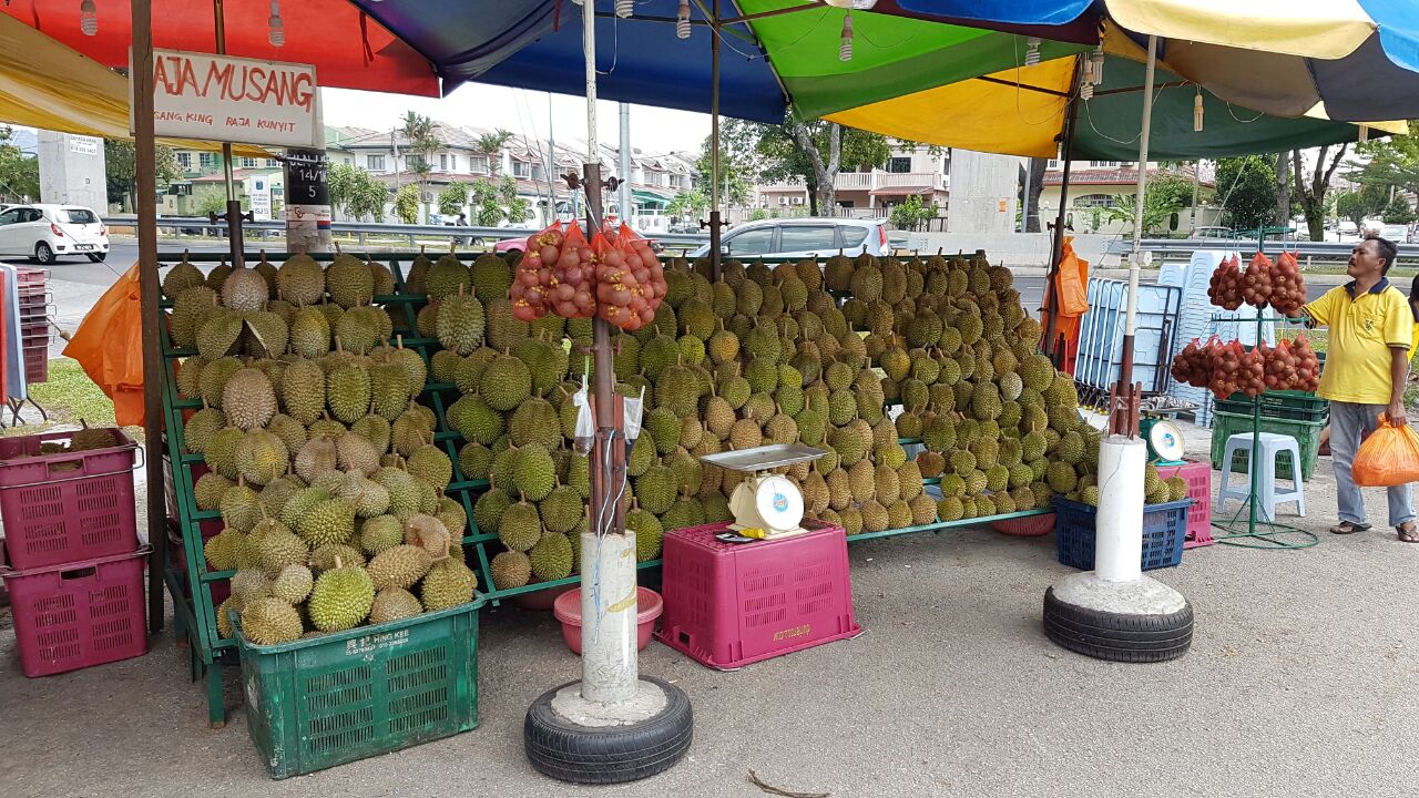Say Heng Durian Stall Facebook Besides durian, they have your occasional local fruits such as mangosteen.