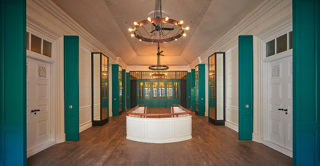 Booking.com We love the hint of turquoise!