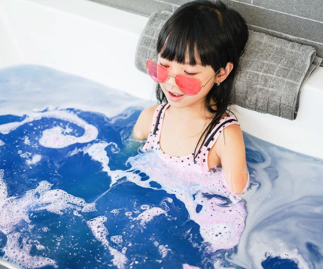 Wunderbath Now this makes us want to install our own bath tub!