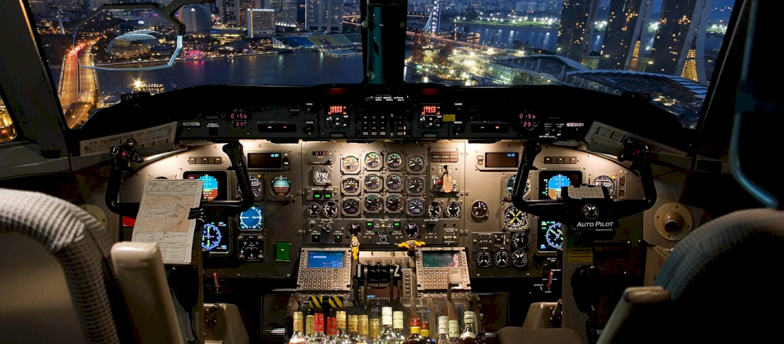 www.aviationcv.com Something horrible could've happen but thankfully he's safe.