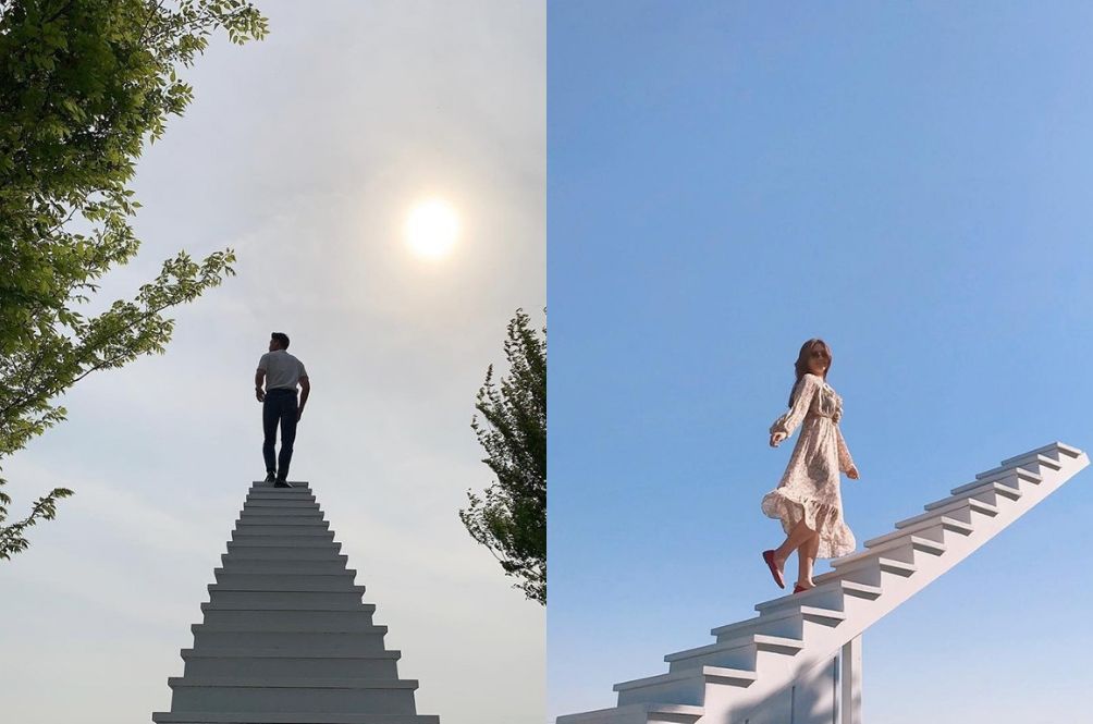 This Korean Cafe Made A Real Life Stairway To Heaven And It S Perfect For The Gram Lifestyle Rojak Daily