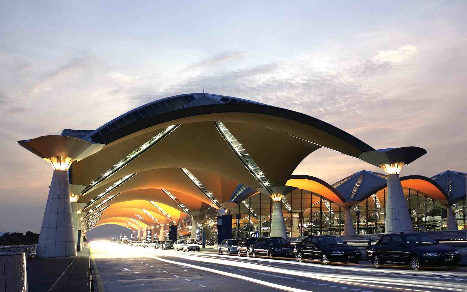 SGMY Transport 'KLIA so far lah from my house'