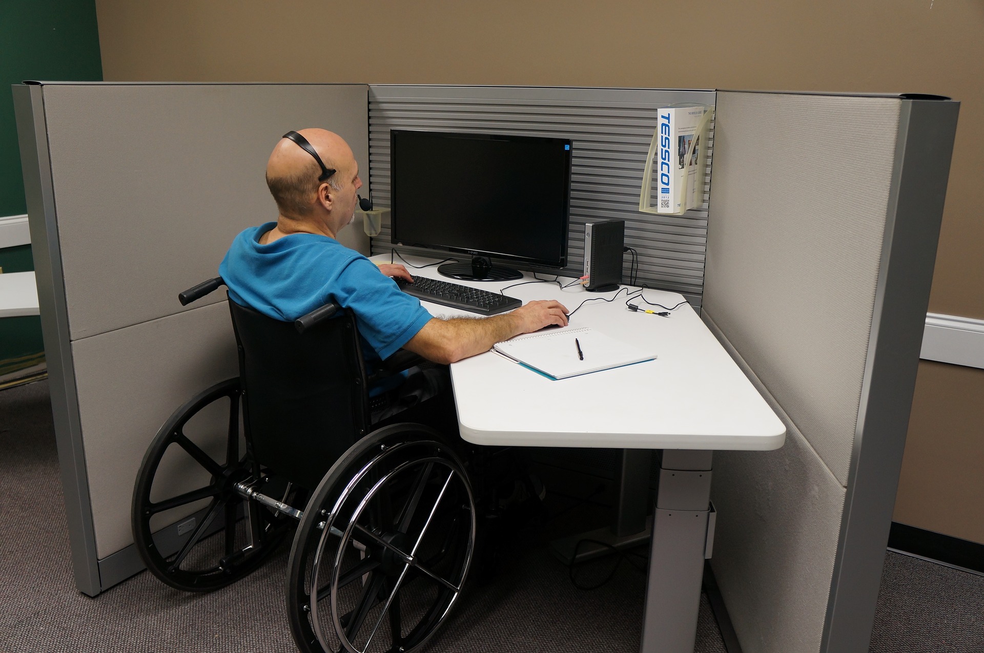 Richard (Dick) Kaufman from Pixabay Online business could help disabled people to generate income