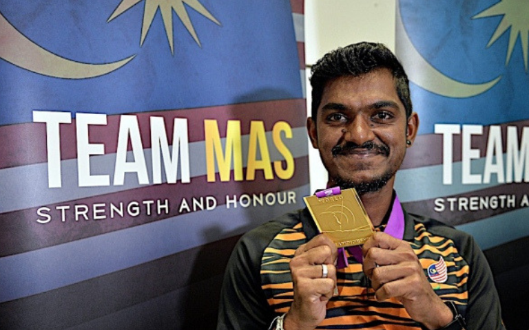 S. Suresh: From A Life of Tragedy to a World Champion | Astro Ulagam