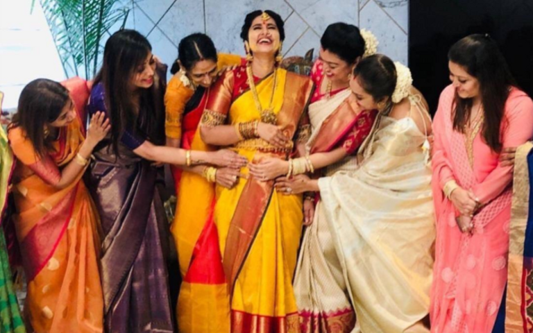 Actress Sneha Rocking Her Motherhood Baby Shower Pic Goes Viral Astro Ulagam Baby shower,seemantham gifts bangle box. actress sneha rocking her motherhood