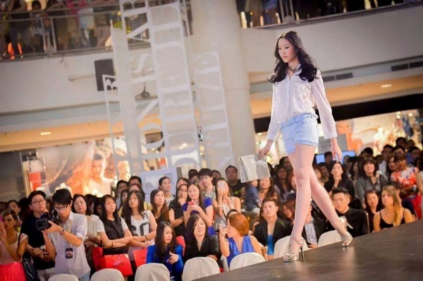 23xiaozixin_04.jpg 23xiaozixin_04.jpg
