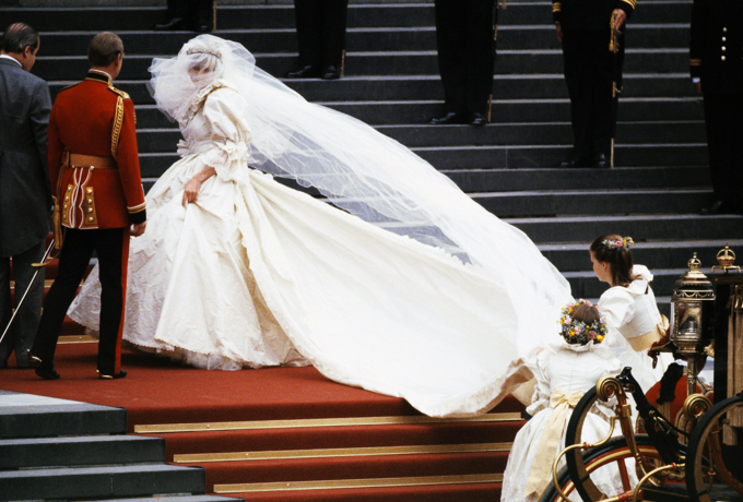 diana-gown.png diana-gown.png
