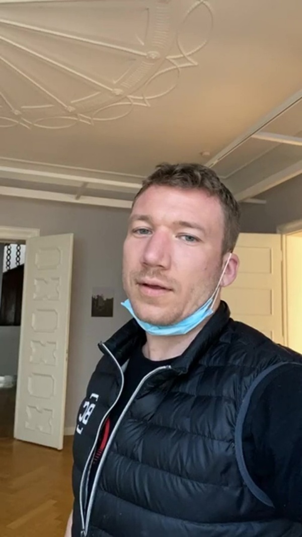 billy_07.jpg billy_07.jpg