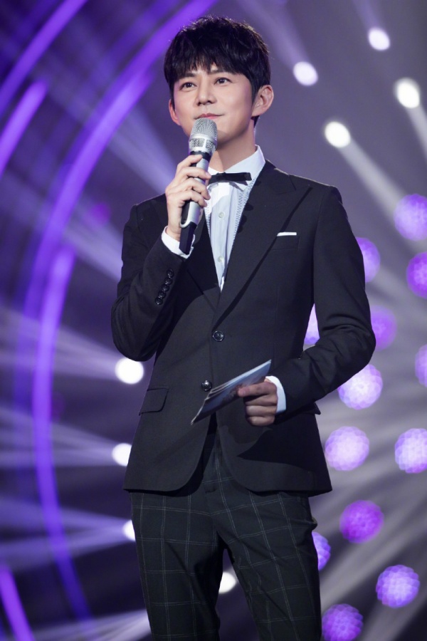 host_02.jpg host_02.jpg
