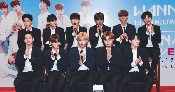 wannaone_01.jpg