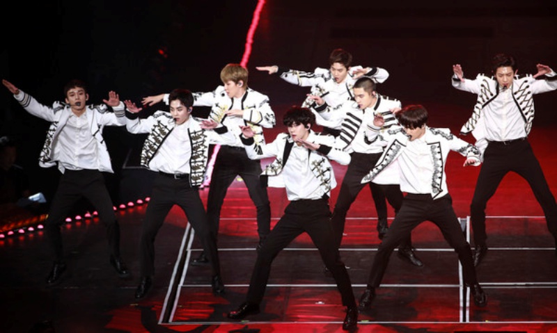 exo_04.jpg