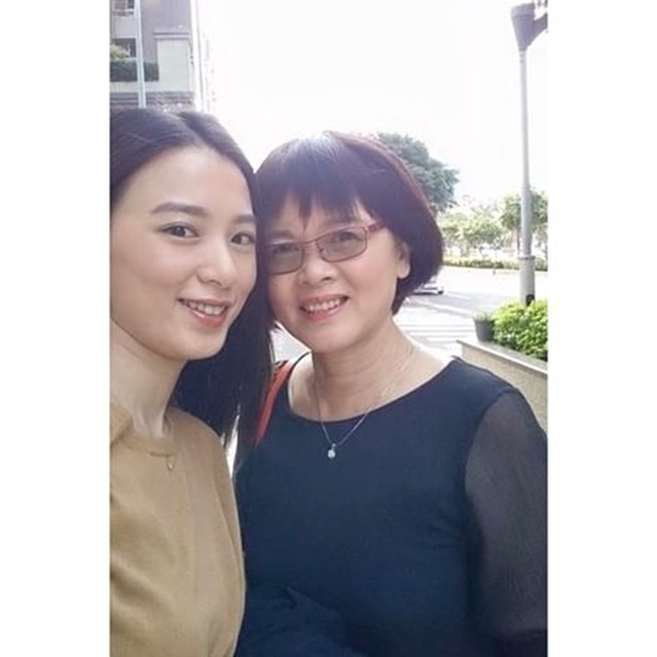 tianmom_02.jpg tianmom_02.jpg