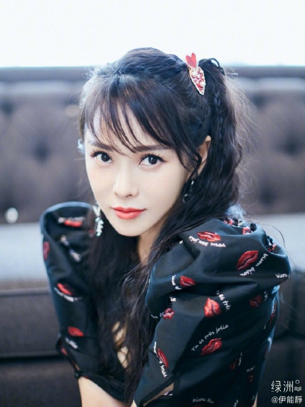 yi_02.jpg yi_02.jpg