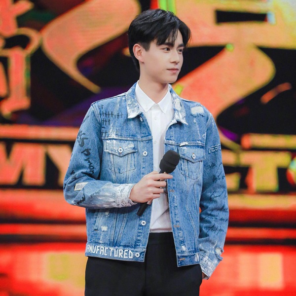 huyitian_02.jpg