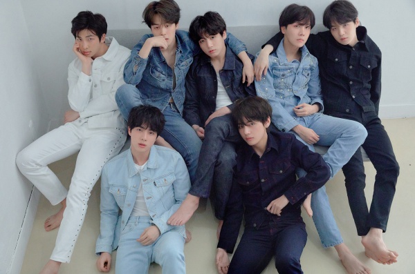 bts_03.jpg bts_03.jpg
