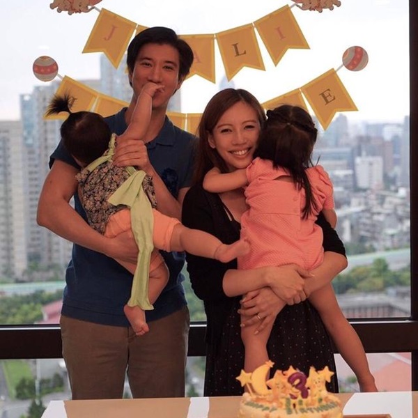 leehom_family_02.jpg leehom_family_02.jpg
