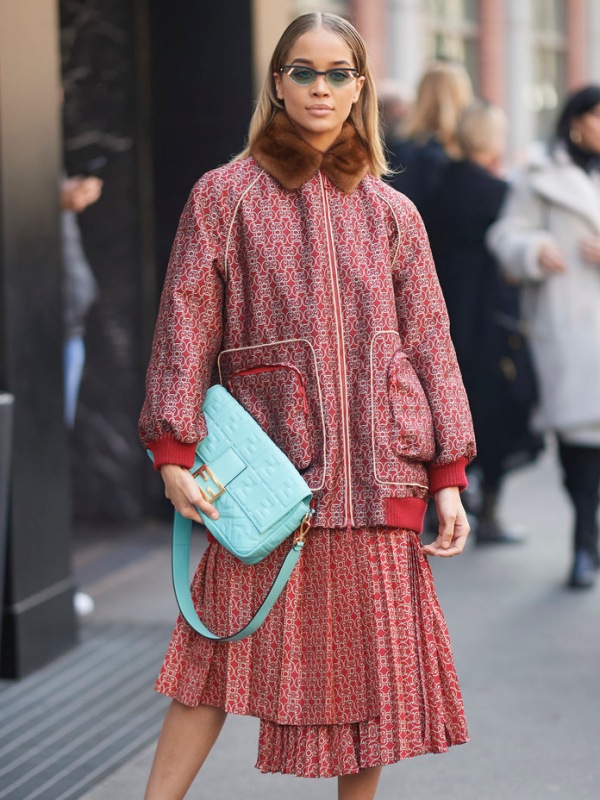 pleats-dress-for-petite-girl.jpg pleats-dress-for-petite-girl.jpg
