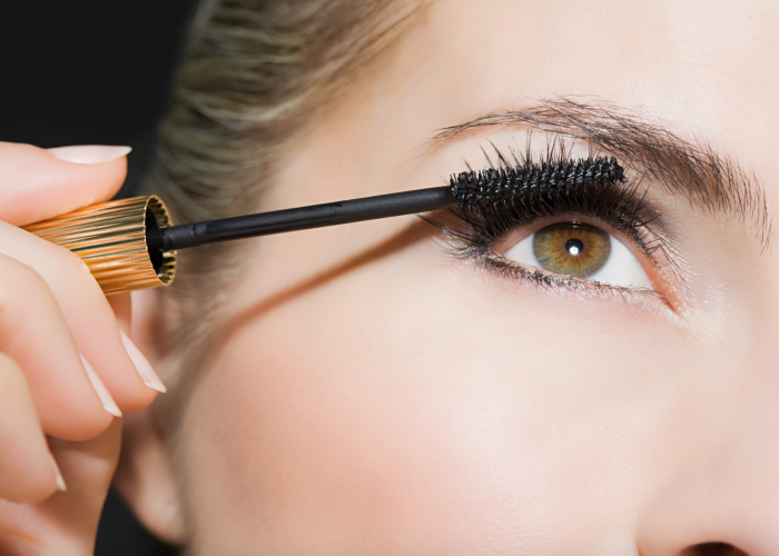 eye-makeup-mascara.png eye-makeup-mascara.png