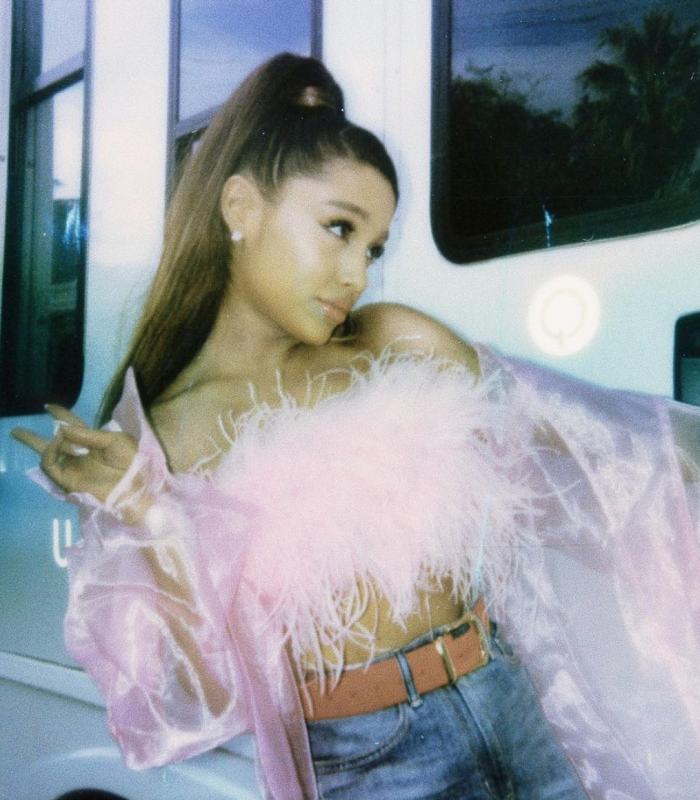 ariana-grande-streetstyle.png