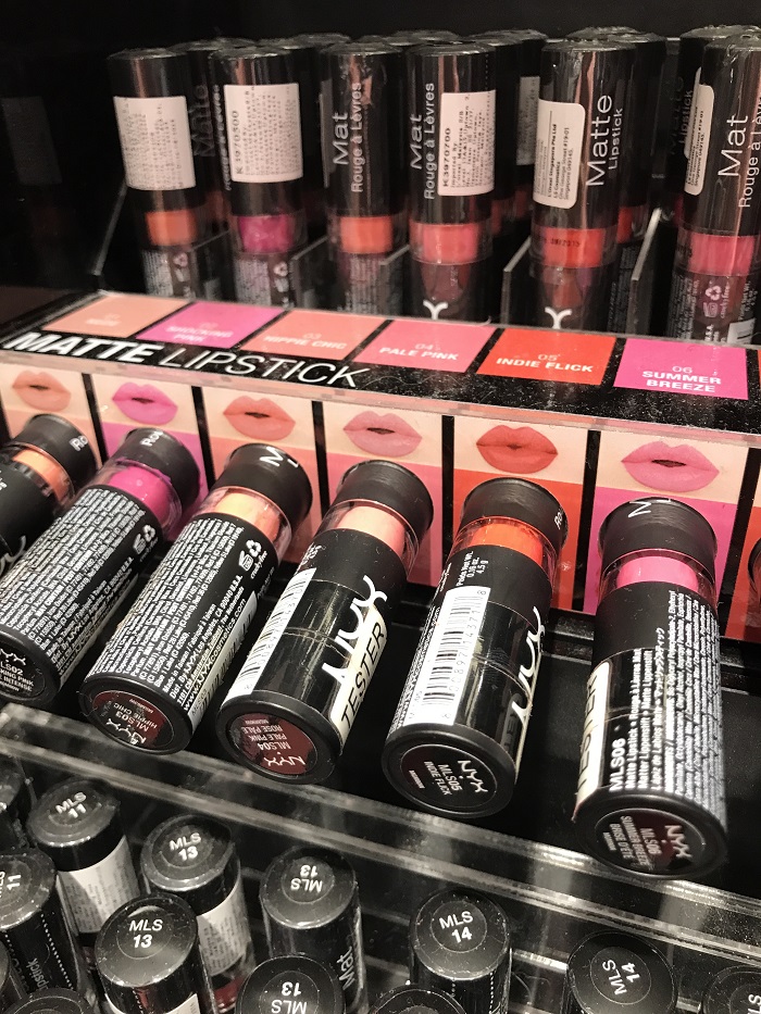 Matte-lipstick_01.jpg Matte-lipstick_01.jpg