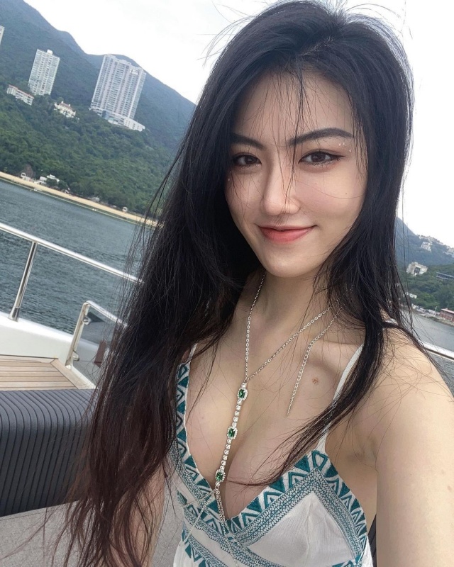 曾志伟黎峇菈