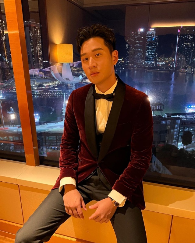 周兴哲揭求婚细节