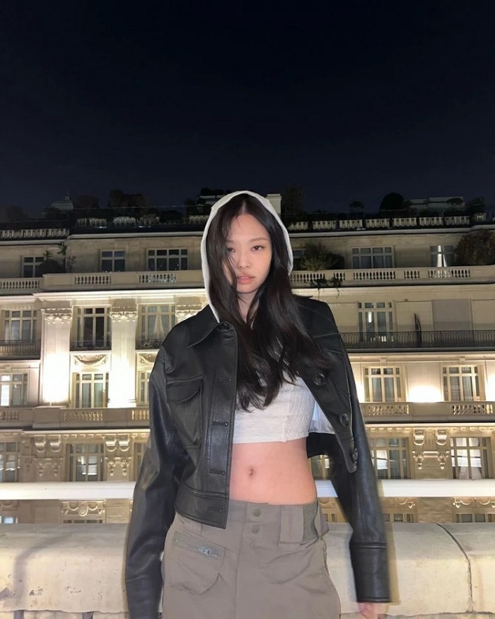 jennie-低腰穿搭