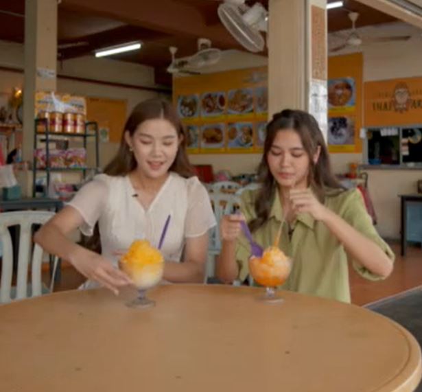 在永平戏院角红豆冰吃冰